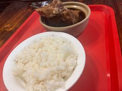 -万和春排骨砂锅米饭(湖北路店)