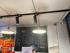 -柳州肥姨妈大骨螺蛳粉(东靖路店)