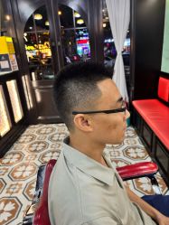 -豪帅男士理容馆