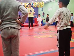 -小小运动馆(浦江店)