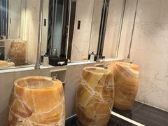 -上海宝华万豪酒店