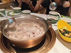 -润园四季椰子鸡火锅(卓越INTOWN店)