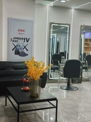 -Coo Hair salon