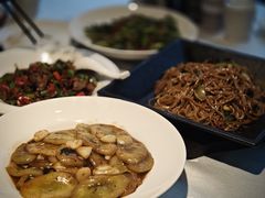 -鄱阳湖·江西小炒·瓦罐煨汤(五道口店)