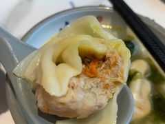 蟹粉虾仁大馄饨-馋三尺蟹粉小笼(人民广场店)