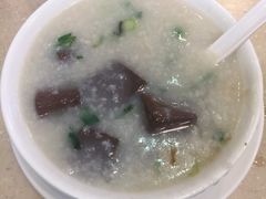 猪红粥-洪利粥店茶餐厅