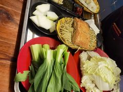 涮菜-洞庭洲·防空洞火锅·铜锅涮肉·烧烤(新百广场店)