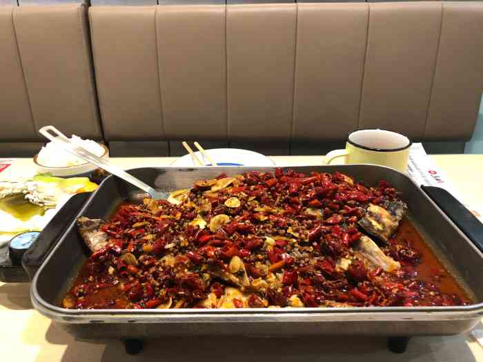 鱼酷活力烤鱼(武汉摩尔城店)-"位置好找,周六六点多去的,人不是很多.