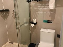 -希岸·轻雅酒店(广州白鹅潭艺术中心花地湾地铁站店)