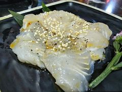 又煎又烤的深海龙利鱼-鹤江桥·红油牛肉粉(SKP店)