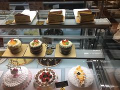 -焙丽拾光(麦凯乐直营店)