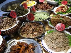 -闯关东东北农家菜(崂山石老人店)