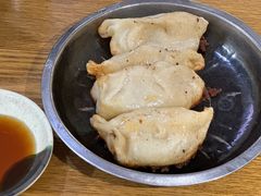 -黄阿姨锅贴大王(万航渡路店)