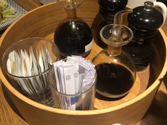 餐具摆设-Hǎo Noodle & Tea