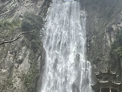 -刘伯温故里景区百丈漈