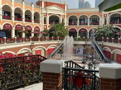 -佛罗伦萨小镇广佛名品奥特莱斯(疏港路店)