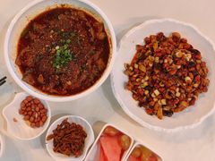 水煮牛肉-尘香•传统川菜(创汇首座店)