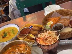 -清迈清迈巷口小排档(烟台山店)