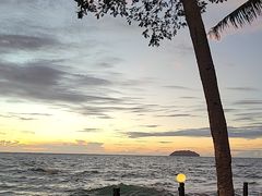 -Sunset Bar(丹绒亚路香格里拉店)