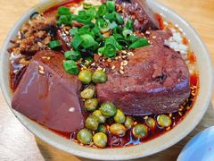 -谢老五跷脚牛肉·非遗传承店