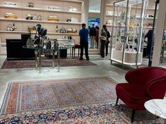 -Gucci(青岛海信广场店)