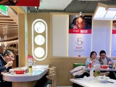 大堂-胡子大厨·超级小炒肉(华润店)