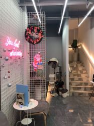 -茶发Salon·烫发染发理发