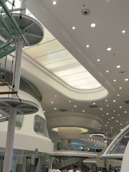 -MINI MARS 移动的空间站乐园·餐饮·派对(浦东金桥店)