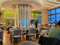 -湖景知味西餐厅•自助餐• 轻食(南京金茂威斯汀大酒店)