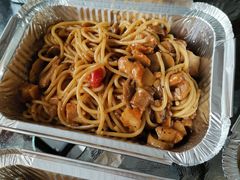 -必胜客(宝杨路宅急送店)