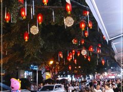 -八一路好吃街(雨田商务大厦店)