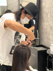 -TONI&GUY