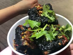 -黑色经典臭豆腐·湖南特产(步行街店)