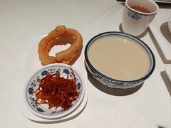 豆汁配焦圈-北平楼·烤鸭·北京菜(牡丹园店)