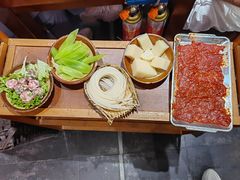 -黔有有贵州酸汤夺夺粉火锅(五味十字店)