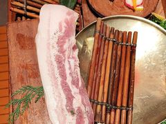 -轻烧烤肉(光谷步行街店)