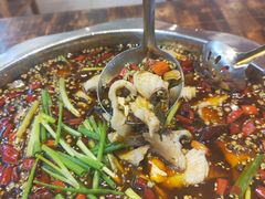 -乡土特色.冷锅鱼.牦牛肉汤锅