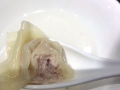刀鱼馄饨-老半斋(福州路店)