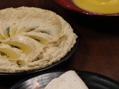 Hummus (one bread) 鹰嘴豆-Uncle Kosto科斯托·中东菜
