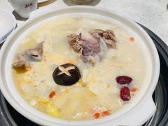 -三人行骨头王火锅(长寿店)