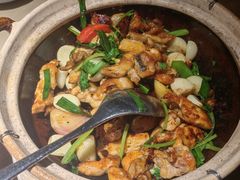 啫啫海鲜鸡-荣小馆(杭州大厦店)