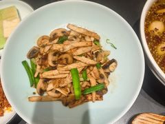 -鸽子侯·家宴·平价海鲜(市图书馆店)