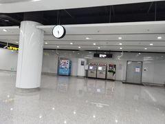 -蓝天路(地铁站)