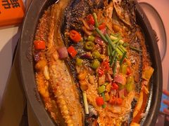 -鸣记脆皮烤鱼(三八广场店)