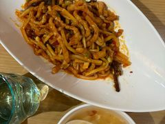 -渝信川菜 · 川味家常菜(财富购物中心店)