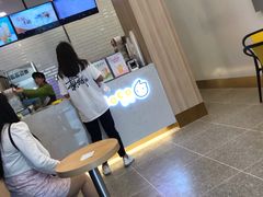 大堂-CoCo都可(医学街店)