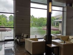-上海怡沁园度假酒店