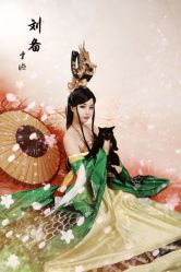 -星元素cosplay动漫摄影写真工作室