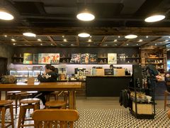 -星巴克臻选(青岛麦凯乐分店)