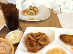 小吃拼盘，雪糕黑天使-必胜客(百联又一城店)